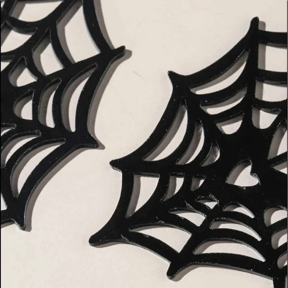 Spooky Heart Shaped Spider Web Halloween Black Drop Earrings